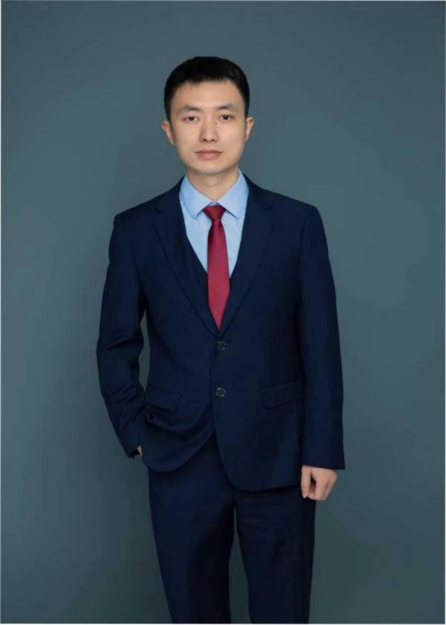 彰人庆律师照片